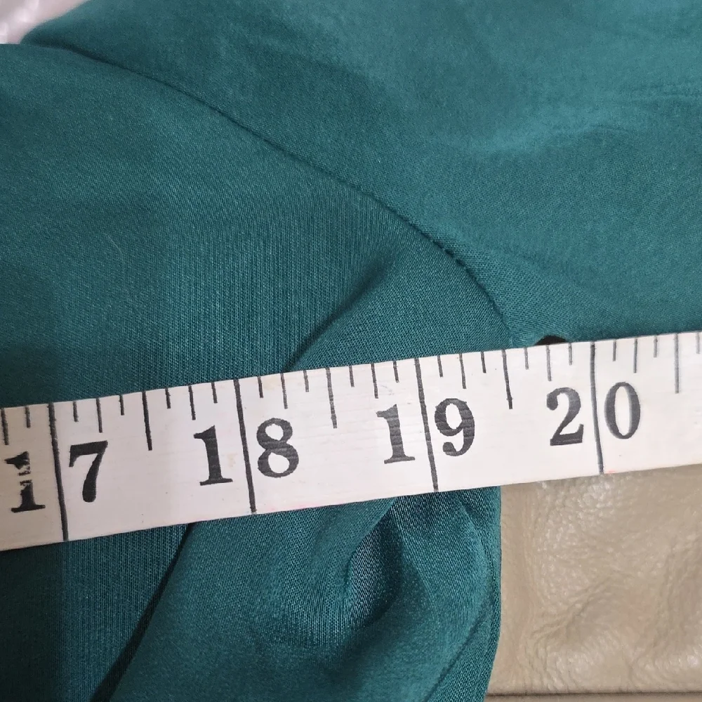 NWOT‎ KORI America Womens Dress Green Ruffly Neck Ties Elastic Lightweight Sz S
